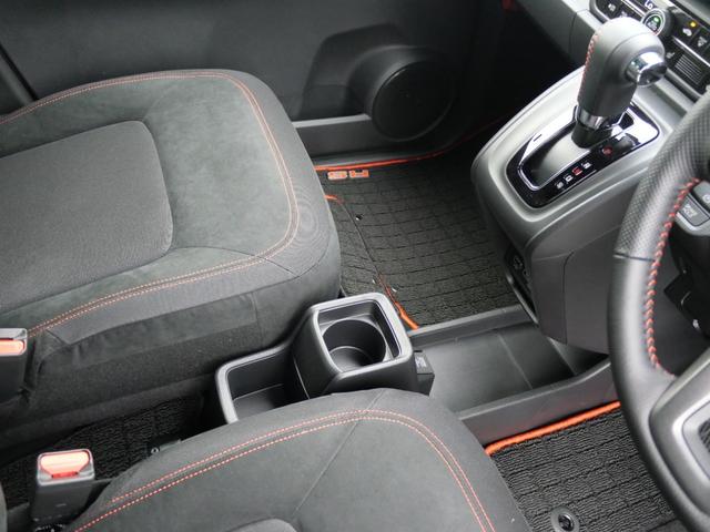 Ｎ－ＯＮＥ ＲＳ　届出済未使用車　２トーンカラー　ホンダセンシング　８インチナビ　バックカメラ　ＵＳＢ充電　ブーストメーター　パドルシフト　電子パーキング　シートヒーター　ＬＥＤヘッドライト　ＬＥＤフォグ　オートライト（39枚目）
