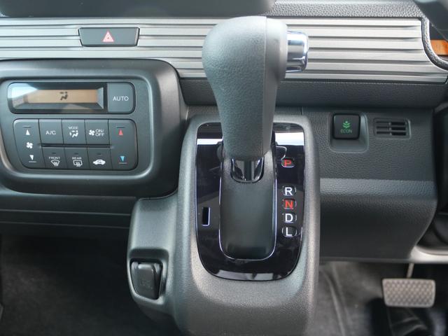 Ｎ－ＶＡＮ ファン・ターボ　届出済未使用車　ホンダセンシング　オーディオレス　ＵＳＢ充電　ダイブダウン機構付き助手席＆リアシート　フルオートエアコン　センターピラーレス大開口　ＬＥＤヘッドライト　ＬＥＤフォグ　オートハイビーム（16枚目）