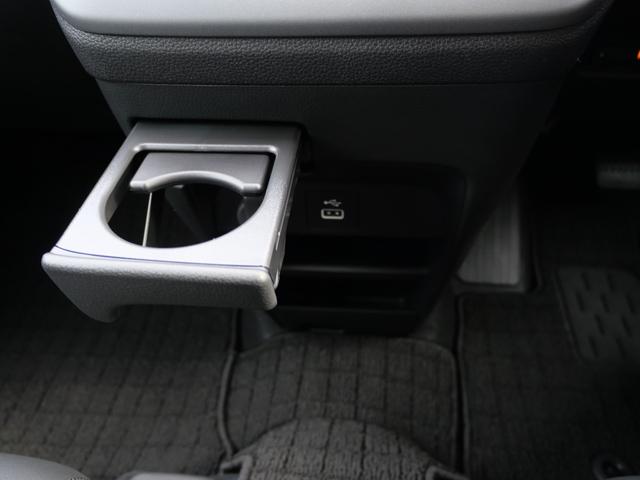 フリード e:HEVエアーEX 登録済未使用車 【いまコレ+】新品ナビ、新品マット ホンダセンシング 9インチナビ バックカメラ ETC2.0 2列目USB充電器 両側電動スライド シートヒーター 電子パーキング LEDヘッドライト(40枚目)