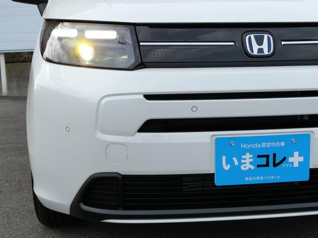 フリード e:HEVエアーEX 登録済未使用車 【いまコレ+】新品ナビ、新品マット ホンダセンシング 9インチナビ バックカメラ ETC2.0 2列目USB充電器 両側電動スライド シートヒーター 電子パーキング LEDヘッドライト(68枚目)