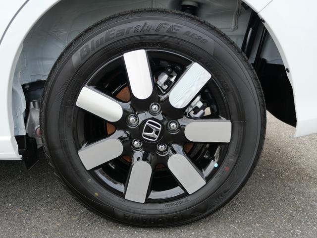 フリード e:HEVエアーEX 登録済未使用車 【いまコレ+】新品ナビ、新品マット ホンダセンシング 9インチナビ バックカメラ ETC2.0 2列目USB充電器 両側電動スライド シートヒーター 電子パーキング LEDヘッドライト(73枚目)