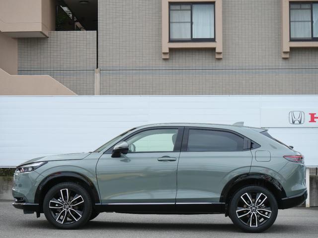 ヴェゼル e:HEVZ デモカー ホンダセンシング 9インチナビ バックカメラ USB充電 ワイヤレス充電器 ETC2.0 シートヒーター ハンドルヒーター 電子パーキング 減速セレクター LEDヘッドライト 障害物センサー(6枚目)