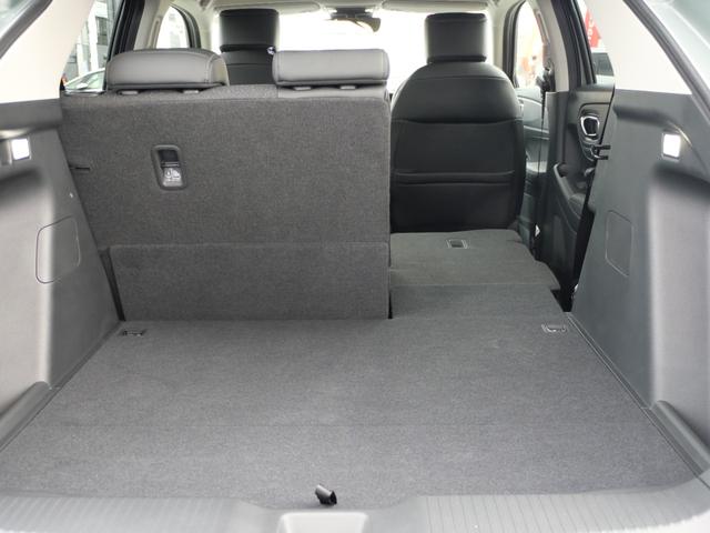 ヴェゼル e:HEVZ デモカー ホンダセンシング 9インチナビ バックカメラ USB充電 ワイヤレス充電器 ETC2.0 シートヒーター ハンドルヒーター 電子パーキング 減速セレクター LEDヘッドライト 障害物センサー(49枚目)