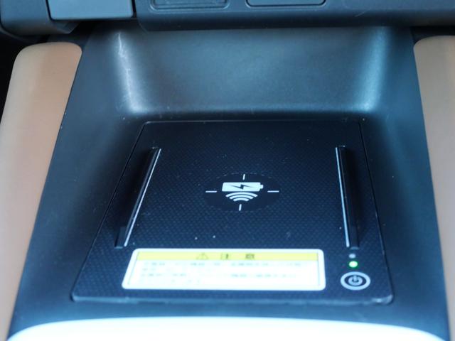 フィット ｅ：ＨＥＶリュクス　ホンダセンシング　インターナビ　バックカメラ　ＥＴＣ２．０　ワイヤレス充電器　本革シート　シートヒーター　ハンドルヒーター　電子パーキング　アドバンスドミラー　モデューロエアロ　ＬＥＤヘッドライト（25枚目）