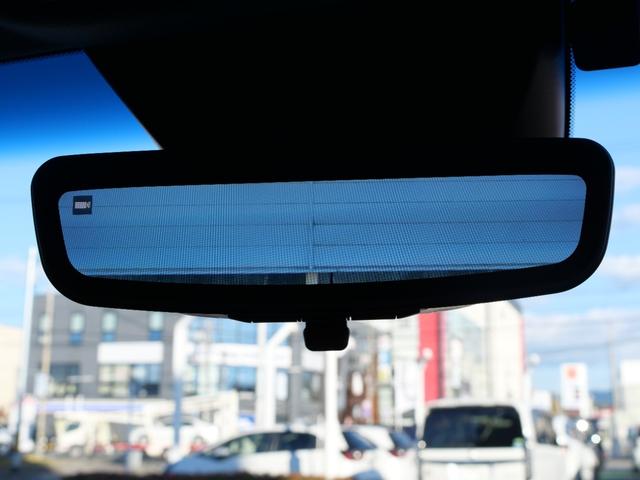 フィット ｅ：ＨＥＶリュクス　ホンダセンシング　インターナビ　バックカメラ　ＥＴＣ２．０　ワイヤレス充電器　本革シート　シートヒーター　ハンドルヒーター　電子パーキング　アドバンスドミラー　モデューロエアロ　ＬＥＤヘッドライト（35枚目）