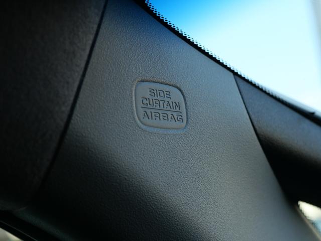 フィット ｅ：ＨＥＶリュクス　ホンダセンシング　インターナビ　バックカメラ　ＥＴＣ２．０　ワイヤレス充電器　本革シート　シートヒーター　ハンドルヒーター　電子パーキング　アドバンスドミラー　モデューロエアロ　ＬＥＤヘッドライト（36枚目）