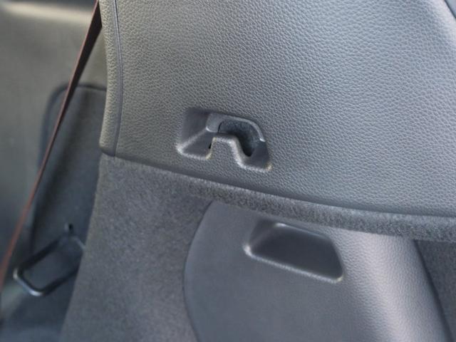 フィット ｅ：ＨＥＶリュクス　ホンダセンシング　インターナビ　バックカメラ　ＥＴＣ２．０　ワイヤレス充電器　本革シート　シートヒーター　ハンドルヒーター　電子パーキング　アドバンスドミラー　モデューロエアロ　ＬＥＤヘッドライト（43枚目）