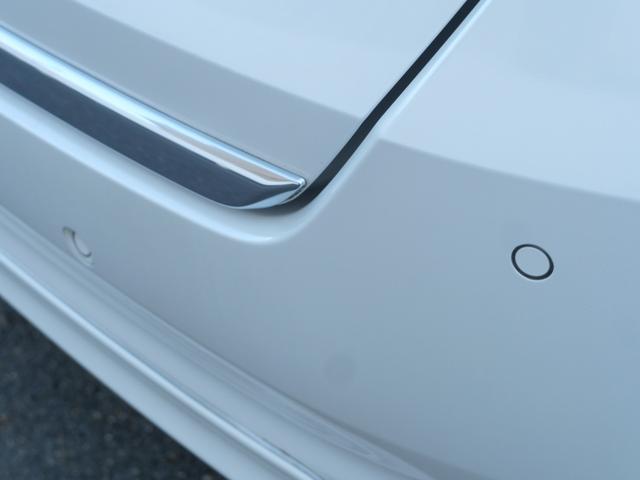 フィット ｅ：ＨＥＶリュクス　ホンダセンシング　インターナビ　バックカメラ　ＥＴＣ２．０　ワイヤレス充電器　本革シート　シートヒーター　ハンドルヒーター　電子パーキング　アドバンスドミラー　モデューロエアロ　ＬＥＤヘッドライト（56枚目）