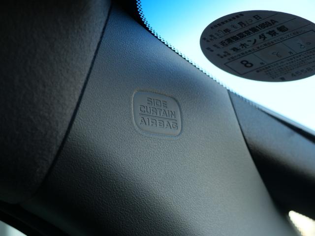 フィット ｅ：ＨＥＶホーム　ワンオーナー　ホンダセンシング　インターナビ　バックカメラ　ＥＴＣ２．０　ナビ連動ドラレコ前後　ＵＳＢ　ＵＳＢ充電器　ホンダコネクト　電子パーキング　コンフォートビューパッケージ　ＬＥＤヘッドライト（35枚目）