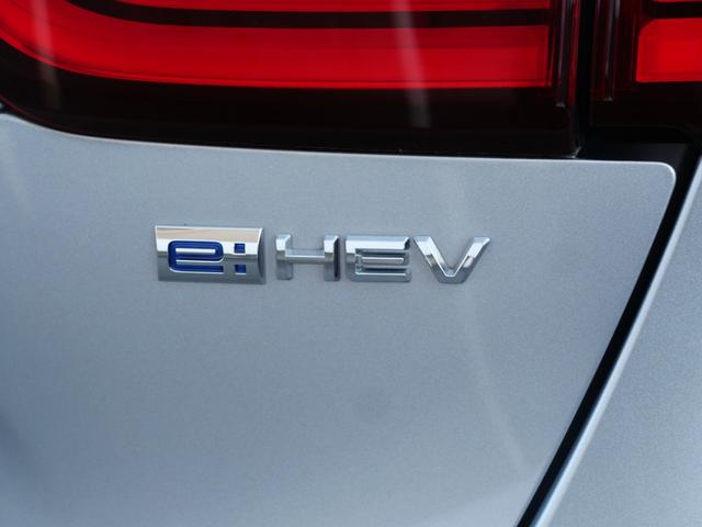 フィット ｅ：ＨＥＶホーム　ワンオーナー　ホンダセンシング　インターナビ　バックカメラ　ＥＴＣ２．０　ナビ連動ドラレコ前後　ＵＳＢ　ＵＳＢ充電器　ホンダコネクト　電子パーキング　コンフォートビューパッケージ　ＬＥＤヘッドライト（53枚目）