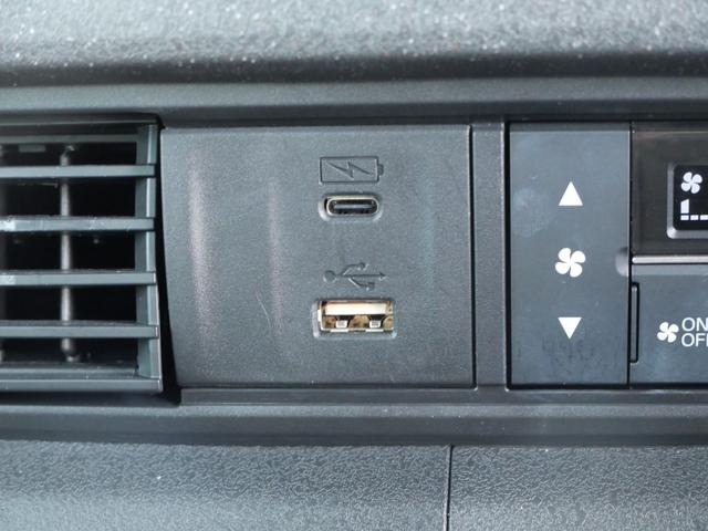 Ｎ－ＢＯＸカスタム ターボコーディネートスタイル　ホンダセンシング　いまコレ＋（新品マット）８インチナビ　バックカメラ　ＥＴＣ２．０　ナビ連動フロントドラレコ　パドルシフト　両側電動スライド　フルプライムスムースシート　シートヒーター　２トーンカラー（26枚目）