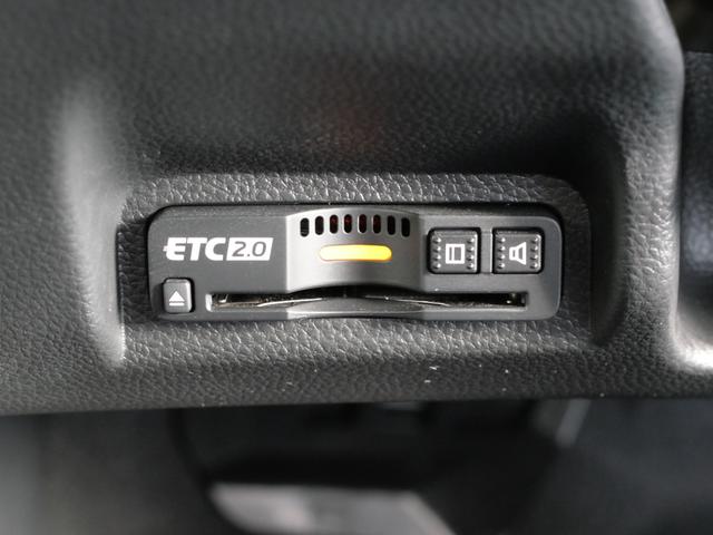 ヴェゼル ｅ：ＨＥＶＺ　ワンオーナー　ホンダセンシング　ナビ　マルチビューカメラ　ＥＴＣ２．０　プレミアムサウンド　ワイヤレス充電器　ドラレコ前後　シートヒーター　ハンドルヒーター　パワーバックドア　ＬＥＤライト　無限エアロ（32枚目）