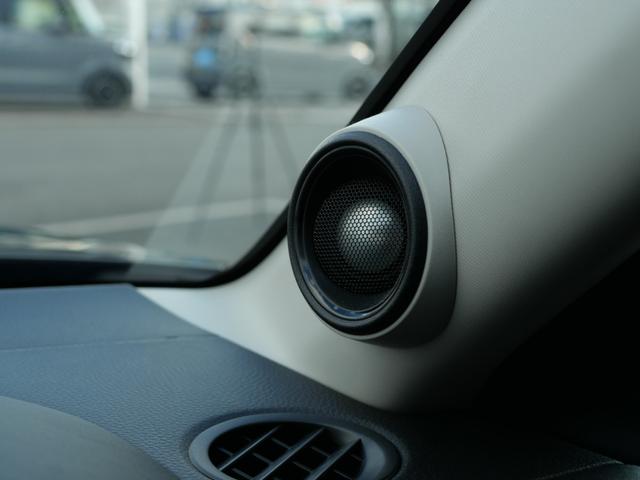 ヴェゼル ｅ：ＨＥＶＺ　ワンオーナー　ホンダセンシング　ナビ　マルチビューカメラ　ＥＴＣ２．０　プレミアムサウンド　ワイヤレス充電器　ドラレコ前後　シートヒーター　ハンドルヒーター　パワーバックドア　ＬＥＤライト　無限エアロ（34枚目）