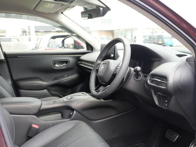 ZR-V e:HEVZ ホンダセンシング 9インチナビ マルチビューカメラ ETC2.0 減速セレクター ワイヤレス充電 ドラレコ前後 BOSEプレミアムサウンド 本革シート シートヒーター パワーシート パワーテールゲート(12枚目)