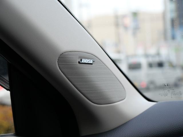 ZR-V e:HEVZ ホンダセンシング 9インチナビ マルチビューカメラ ETC2.0 減速セレクター ワイヤレス充電 ドラレコ前後 BOSEプレミアムサウンド 本革シート シートヒーター パワーシート パワーテールゲート(43枚目)