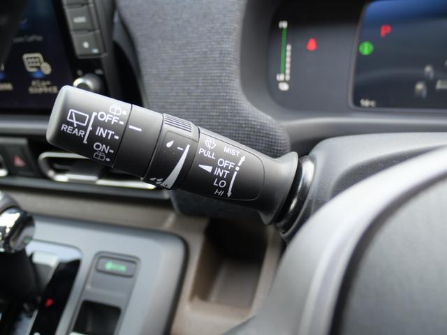 フリード ｅ：ＨＥＶエアーＥＸ　いまコレ＋　新品ナビ　新品マット　９インチコネクトナビ　マルチビューカメラ　ＵＳＢ　ＥＴＣ２．０　ホンダセンシング　両側電動スライドドア　１５インチアルミホイール　シートヒーター　バックカメラ（36枚目）