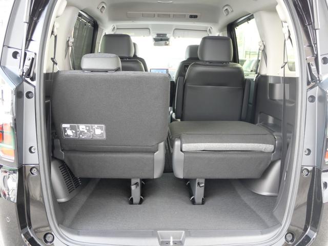 フリード ｅ：ＨＥＶエアーＥＸ　いまコレ＋　新品ナビ　新品マット　９インチコネクトナビ　マルチビューカメラ　ＵＳＢ　ＥＴＣ２．０　ホンダセンシング　両側電動スライドドア　１５インチアルミホイール　シートヒーター　バックカメラ（48枚目）