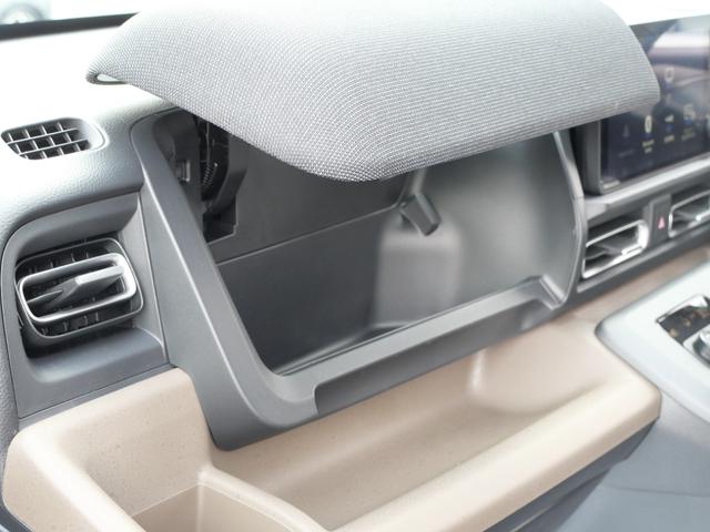 フリード ｅ：ＨＥＶエアーＥＸ　いまコレ＋　新品ナビ　新品マット　９インチコネクトナビ　マルチビューカメラ　ＵＳＢ　ＥＴＣ２．０　ホンダセンシング　両側電動スライドドア　１５インチアルミホイール　シートヒーター　バックカメラ（60枚目）