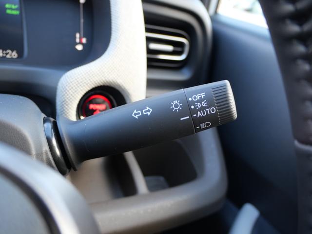 フリード e:HEVエアーEX 登録済未使用車 9インチコネクトナビ マルチビューカメラ USB ETC2.0 ホンダセンシング 両側電動スライドドア 15インチアルミホイール シートヒーター 電子パーキングブレーキ バックカメラ(40枚目)