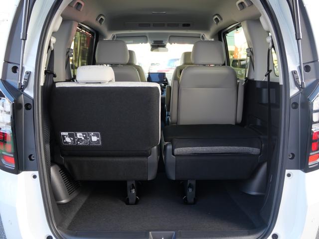 フリード e:HEVエアーEX 登録済未使用車 9インチコネクトナビ マルチビューカメラ USB ETC2.0 ホンダセンシング 両側電動スライドドア 15インチアルミホイール シートヒーター 電子パーキングブレーキ バックカメラ(51枚目)