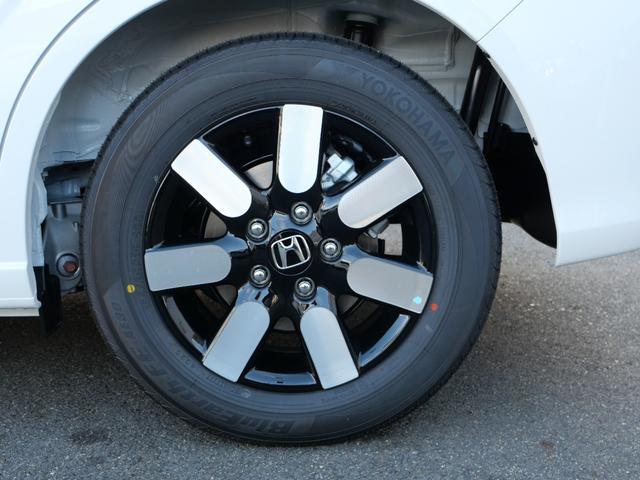 フリード e:HEVエアーEX 登録済未使用車 9インチコネクトナビ マルチビューカメラ USB ETC2.0 ホンダセンシング 両側電動スライドドア 15インチアルミホイール シートヒーター 電子パーキングブレーキ バックカメラ(74枚目)