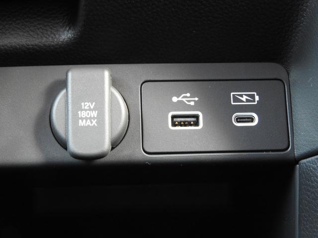 ステップワゴン e:HEVスパーダ 登録済未使用車 いまコレ+「新品ナビ、新品マット」 ホンダセンシング 11.4インチナビ バックカメラ ETC2.0 2列目オットマンシート 両側電動スライド パワーテールゲート LEDヘッドライト(40枚目)