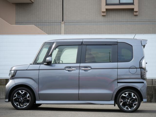 N-BOXカスタム G・Lターボホンダセンシング インターナビ バックカメラ ETC ホンダセンシング LEDヘッドライト・フォグライト 両側電動スライドドア 16インチアルミホイール 2WD プラズマクラスター搭載 オートエアコン USB(4枚目)