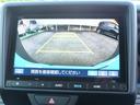 初心者の方や運転に自信のない方でも安心して車庫入れができるリバース連動リアカメラが装着されています。狭い駐車場はもちろん、雨の日や夜間でもストレスなく運転していただけますよ。