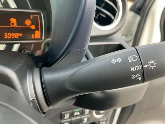 キャロル ハイブリッドGX ワンオーナーカー ケンウッドナビゲーション CD/DVD再生 フルセグTV USBコード 純正14インチアルミホイール ハイビームコントロール 車線逸脱警報装置 衝突被害軽減ブレーキ シートヒーター☆(5枚目)