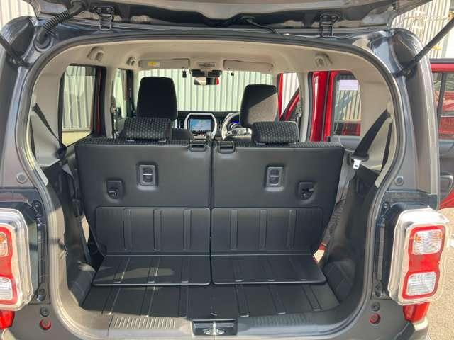 �y�����ԂƂ��ĕK�v�\���ȃX�y�[�X���m�ۂ��Ă��܂��B�T�΂T�̕����|�������̗p���A�V�[���ɍ��킹�ĊȒP�ɃA�����W���邱�Ƃ��o���܂�