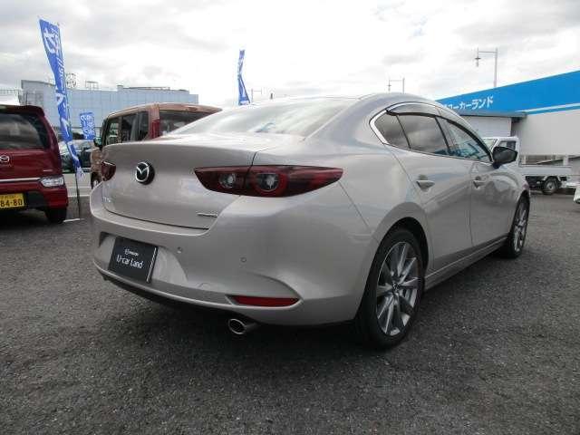 ＭＡＺＤＡ３セダン １５Ｓツーリング　ＳＤナビ　３６０度カメラ　ＥＴＣ　前後ドラレコ（4枚目）