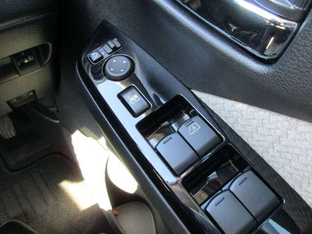 デイズ Ｘファイントーン　メモリーナビ　アラウンドビューモニター（13枚目）