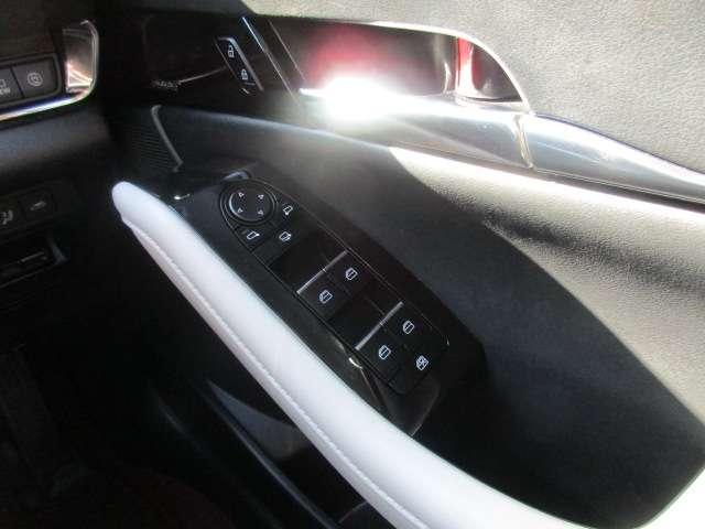 CX-30 2.0 20S 100周年 特別記念車 2020 WCOTY 20S100周年2020WCOTY記念車(20枚目)