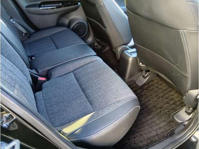 フィット １．３　ホーム　純正８インチＳＤナビ　フルセグＴＶ（10枚目）