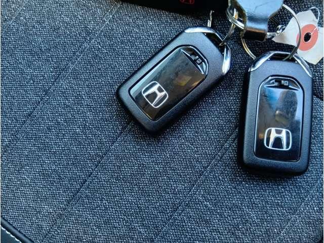 フィット １．３　ホーム　純正８インチＳＤナビ　フルセグＴＶ（17枚目）