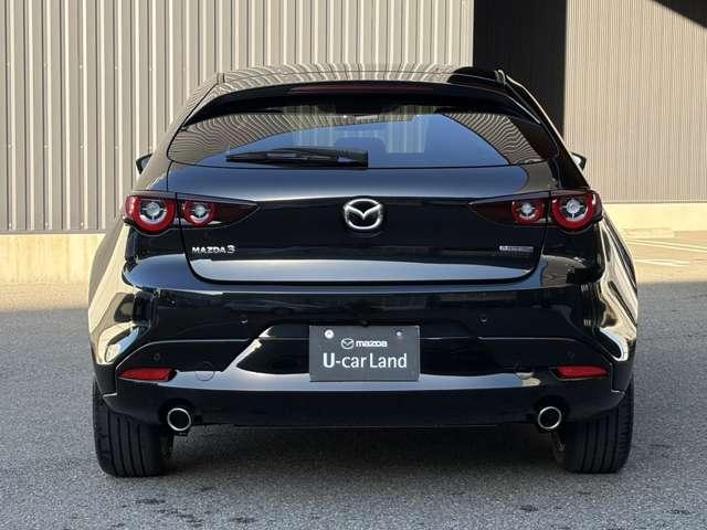 ＭＡＺＤＡ３ファストバック ２．０　２０Ｓ　ツーリング　当社試乗車アップ／ナビ／ＥＴＣ／３６０°モニター／（11枚目）
