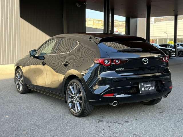 ＭＡＺＤＡ３ファストバック ２．０　２０Ｓ　ツーリング　当社試乗車アップ／ナビ／ＥＴＣ／３６０°モニター／（16枚目）