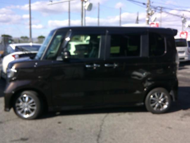 Ｎ－ＢＯＸカスタム Ｌ　Ｃｕｓｔｏｍ　Ｌ　Ｈｏｎｄａ　ＳＥＮＳＩＮＧ　純正ナビ　フルセグＴＶ　Ｂｌｕｅｔｏｏｔｈ　バックカメラ　ＥＴＣ　衝突被害軽減ブレーキ　レーダークルーズ（3枚目）