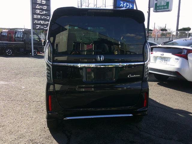 Ｎ－ＢＯＸカスタム Ｌ　Ｃｕｓｔｏｍ　Ｌ　Ｈｏｎｄａ　ＳＥＮＳＩＮＧ　純正ナビ　フルセグＴＶ　Ｂｌｕｅｔｏｏｔｈ　バックカメラ　ＥＴＣ　衝突被害軽減ブレーキ　レーダークルーズ（9枚目）
