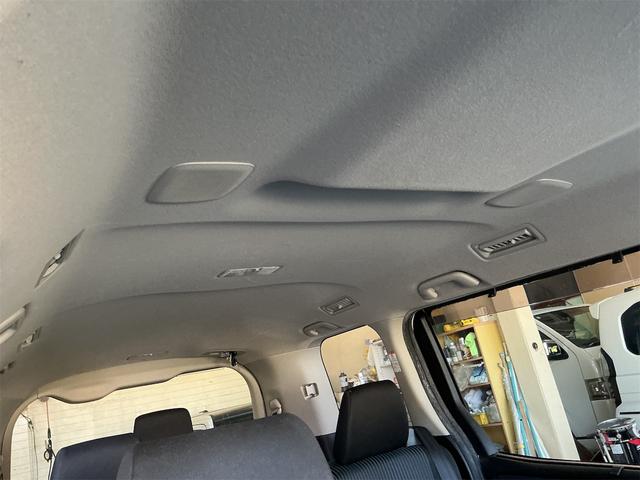 ヴォクシー ハイブリッドＺＳ　煌ＩＩ（12枚目）