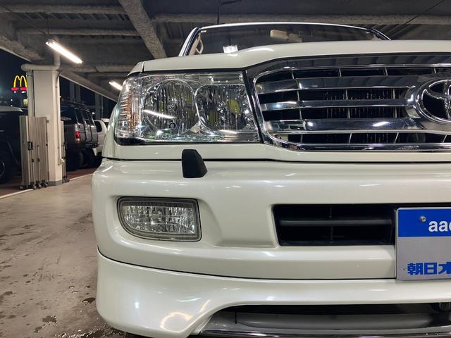 ランドクルーザー１００ ＶＸリミテッド　ディーゼルターボ　フジツボ２本出しマフラー　純正１６インチＡＷ　背面タイヤ　アルパインナビ　バックカメラ　クルーズコントロール　ＬＥＤヘッド　ＬＥＤフォグ　コムテックドラレコ　キーレス　タイベル交換済（18枚目）