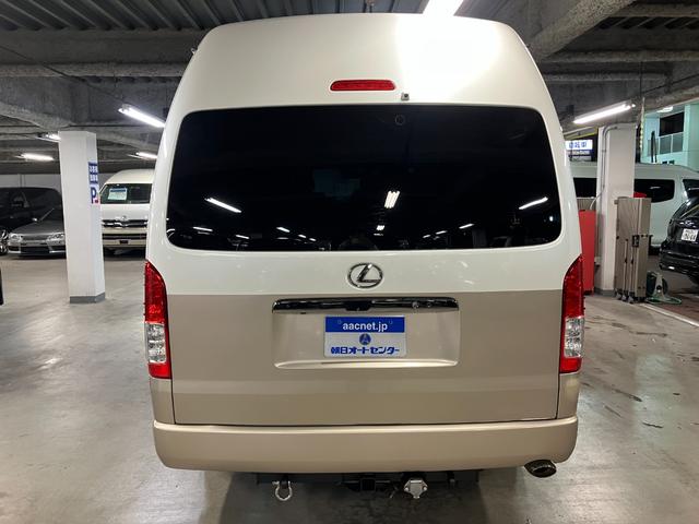 ハイエースワゴン グランドキャビン 後期モデル ハイルーフ 10人乗り パワースライドドア 純正ナビTV バックカメラ LEDヘッド LEDフォグ プッシュスタート ドラレコ ETC Wエアコン 送迎(8枚目)