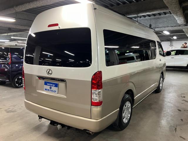 ハイエースワゴン グランドキャビン 後期モデル ハイルーフ 10人乗り パワースライドドア 純正ナビTV バックカメラ LEDヘッド LEDフォグ プッシュスタート ドラレコ ETC Wエアコン 送迎(9枚目)