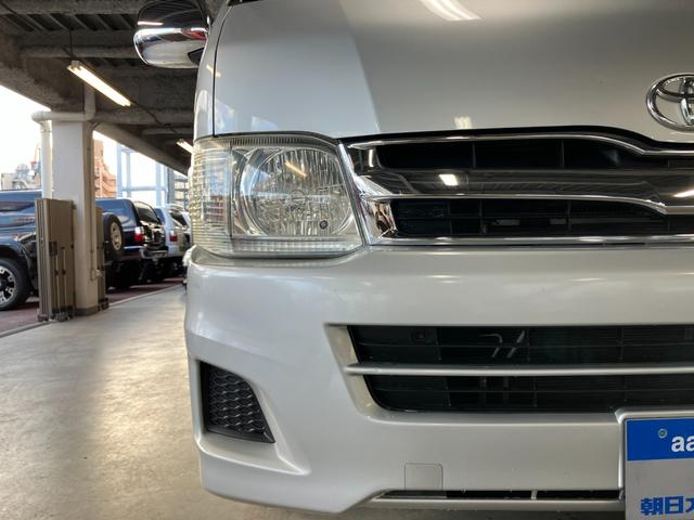 ハイエースワゴン グランドキャビン　ハイルーフ　４ＷＤ　１０人乗り　Ｗエアコン　電格ミラー　イージークローザードア　小窓　ドラレコ　キーレス（16枚目）