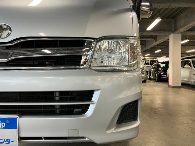 ハイエースワゴン グランドキャビン　ハイルーフ　４ＷＤ　１０人乗り　Ｗエアコン　電格ミラー　イージークローザードア　小窓　ドラレコ　キーレス（17枚目）