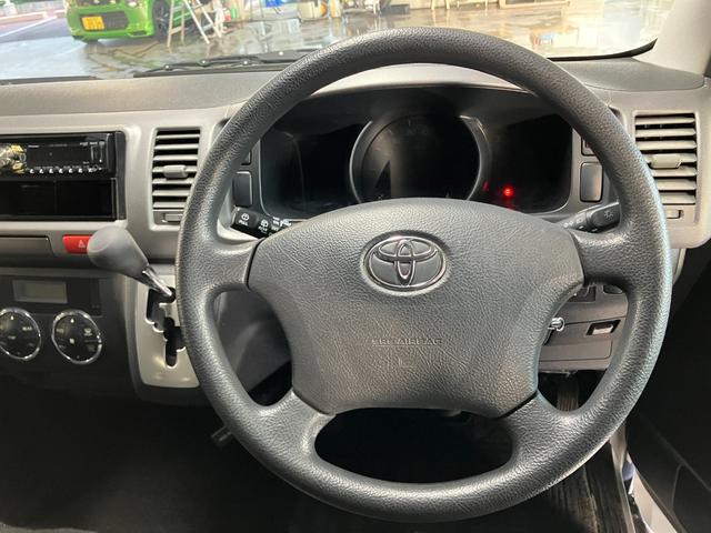 ハイエースワゴン グランドキャビン　ハイルーフ　４ＷＤ　１０人乗り　Ｗエアコン　電格ミラー　イージークローザードア　小窓　ドラレコ　キーレス（25枚目）