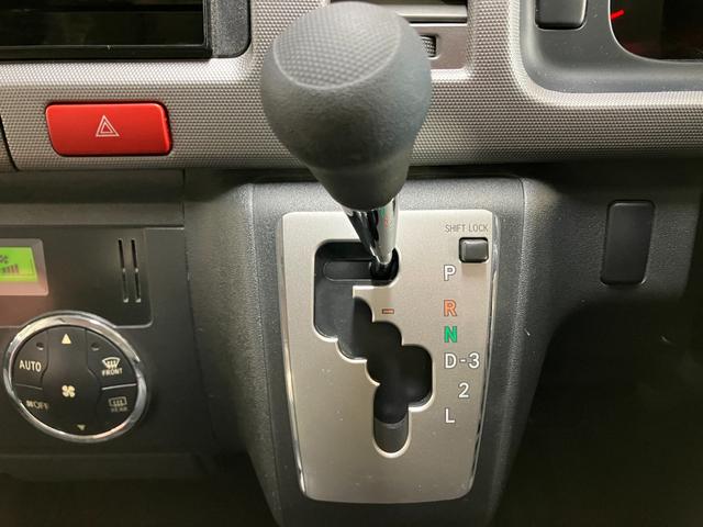 ハイエースワゴン グランドキャビン　ハイルーフ　４ＷＤ　１０人乗り　Ｗエアコン　電格ミラー　イージークローザードア　小窓　ドラレコ　キーレス（30枚目）