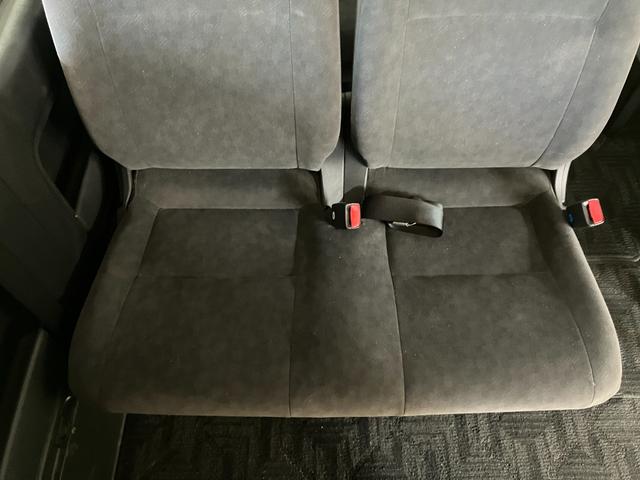 ハイエースワゴン グランドキャビン　ハイルーフ　４ＷＤ　１０人乗り　Ｗエアコン　電格ミラー　イージークローザードア　小窓　ドラレコ　キーレス（46枚目）