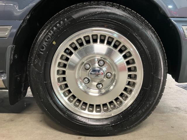 セドリック・シーマ タイプＩＩリミテッド　Ｖ６ターボエンジン　フルノーマル車　エアサスペンション　純正１５インチＡＷ　ドアミラーワイパー　運転席　助手席パワーシート　クルーズコントロール　オートライト　保証書（15枚目）