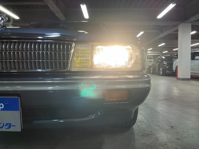 セドリック・シーマ タイプＩＩリミテッド　Ｖ６ターボエンジン　フルノーマル車　エアサスペンション　純正１５インチＡＷ　ドアミラーワイパー　運転席　助手席パワーシート　クルーズコントロール　オートライト　保証書（20枚目）